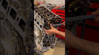 2AR 2.5L Engine Timing Chain Installation #shorts