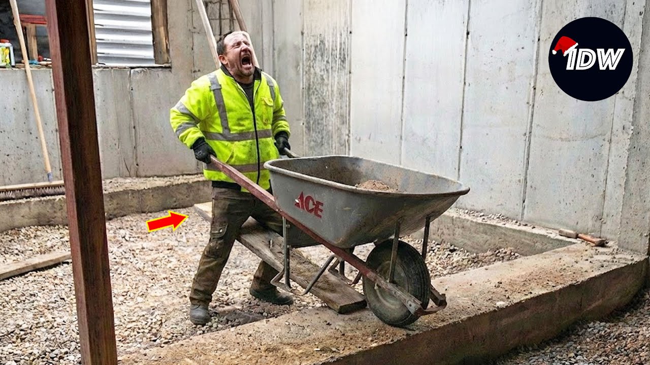 TOTAL IDIOTS AT WORK 