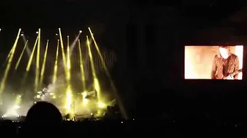 Arctic Monkeys - Old Yellow Bricks (live) @ Red Rocks / Denver (Sept. 4, 2014) (HD)