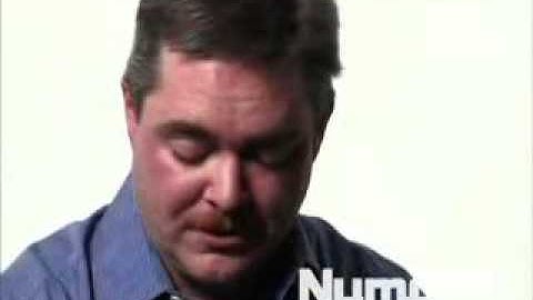 DJ Numark iDJ2 - iPod DJ Mixing