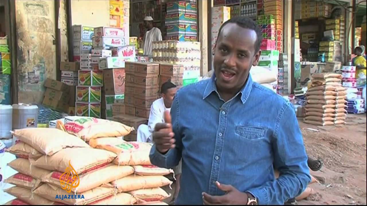 تتزايد المخاوف من اندلاع انتفاضة مع تدهور الوضع الاقتصادي في السودان.
