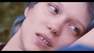 First Kiss Adèle & Emma