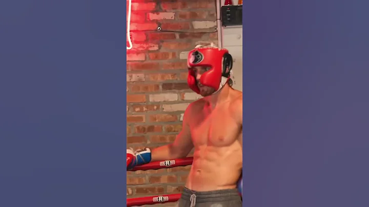 Jake Paul Vs Logan Paul! Jake Paul Logan Paul Spar...