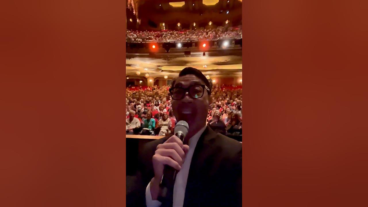 Thank you for your applause! Thank you for your applause!