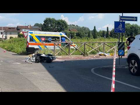 Video Scooter contro auto a Capannori: ragazza in codice rosso a Cisanello
