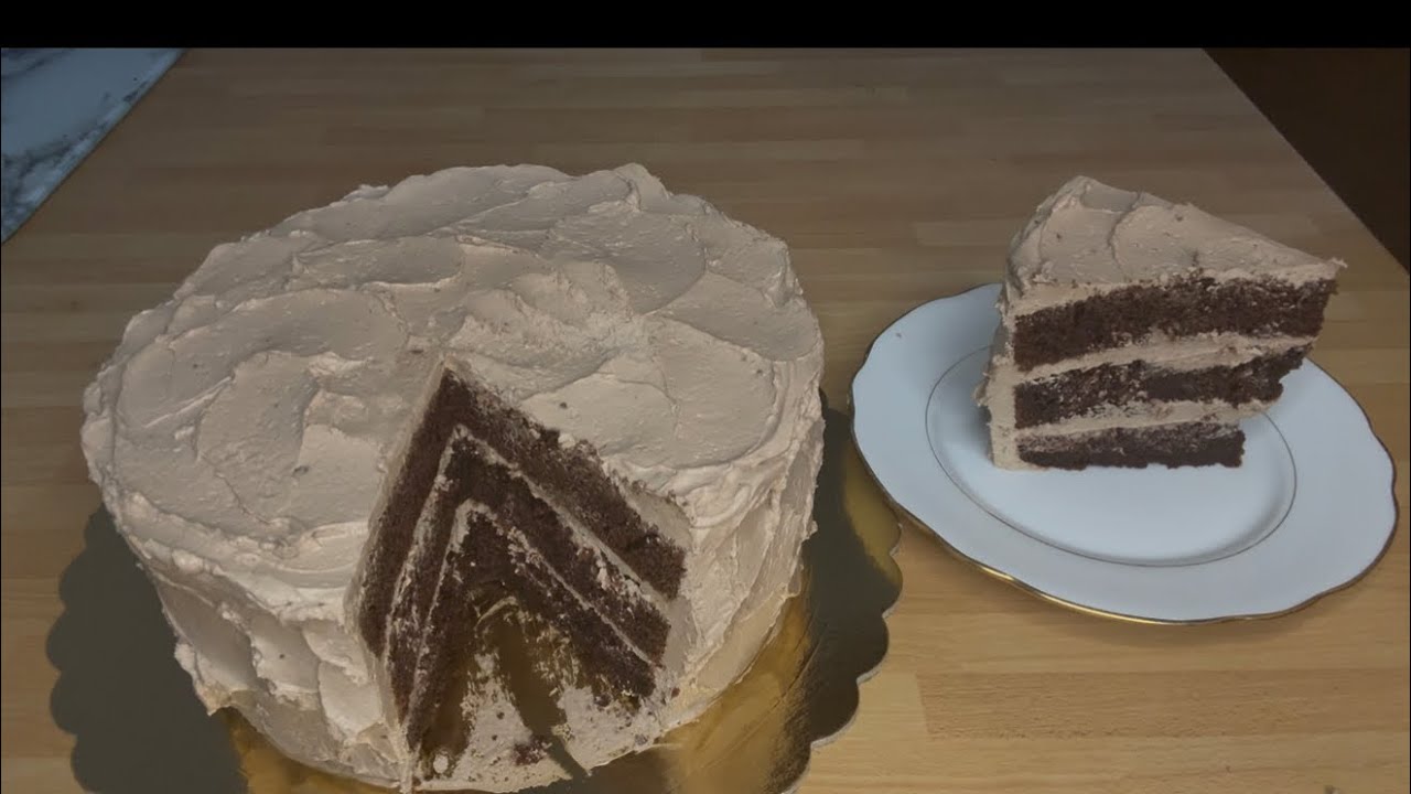 كيكة ماتيلدا محشوة ومغلفة  بكناش  الشوكولاته بالحليب مذاق ولا أروع😋😋😋😋/matilda cake