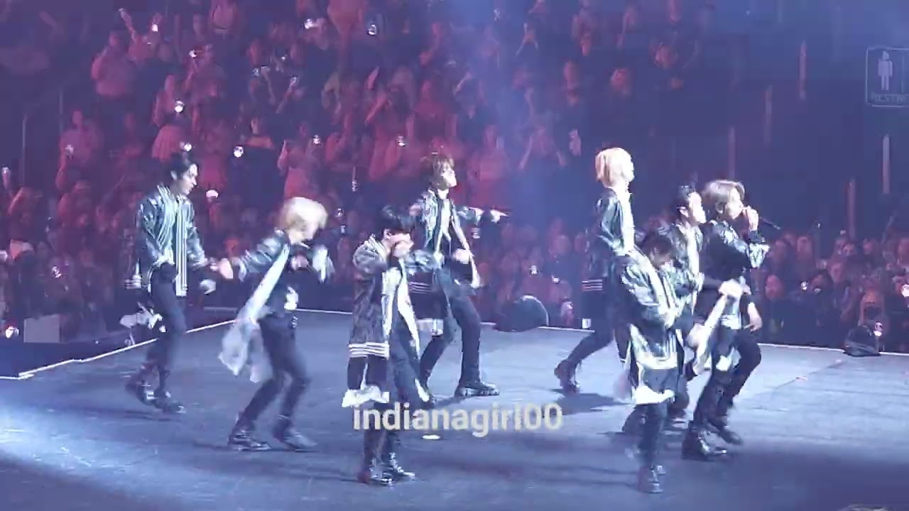 Domino & God's Menu - Stray Kids in Atlanta, GA Day 2 3/23/23