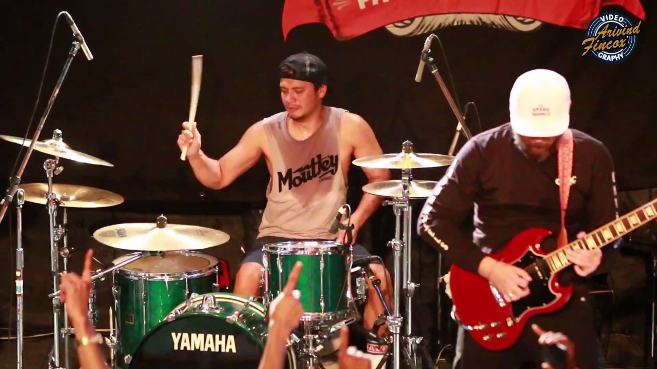 NTRL - Garuda Di Dadaku (live in japan)