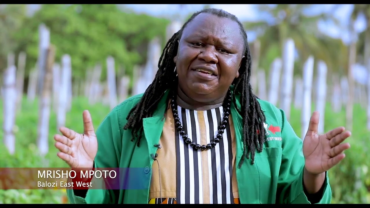 TAZAMA HAPA MJOMBA ANAVYOLIA NA VIJANA