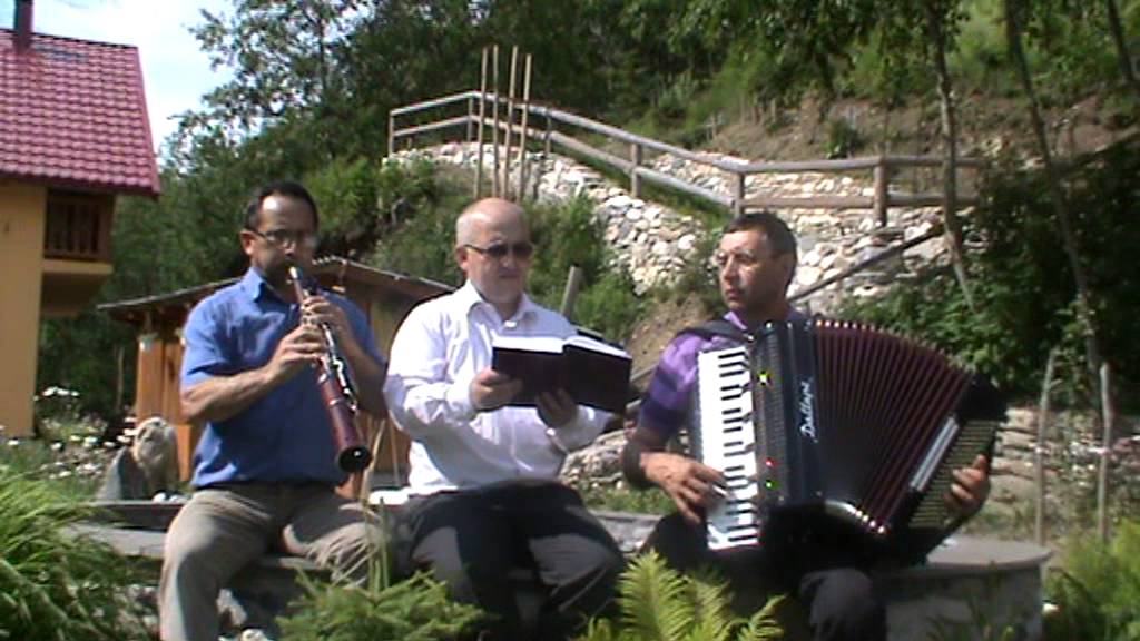 De la staul la Golgota-Fratii din Maieru(Lutu Croitor,Valer Varvari si Vilut Rauca)