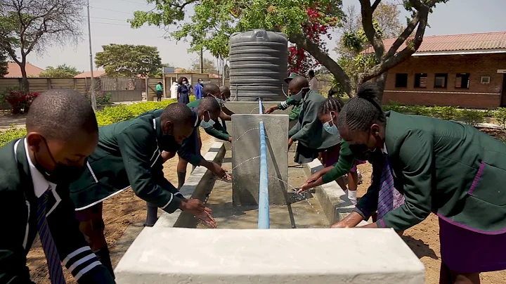 UNICEF Zimbabwe scaling up WASH in schools: Pilots innovative group handwashing station