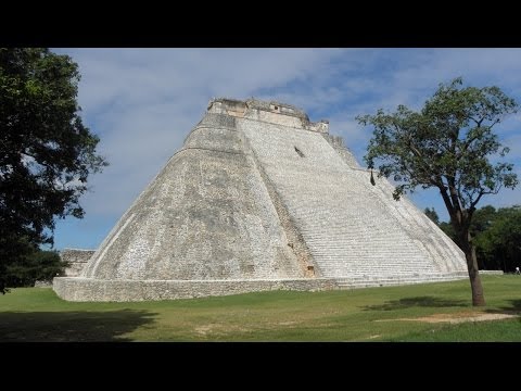 The Mayan Sacred Sites: Chichen Itza, Uxmal, Palenque, Copán and Tikal