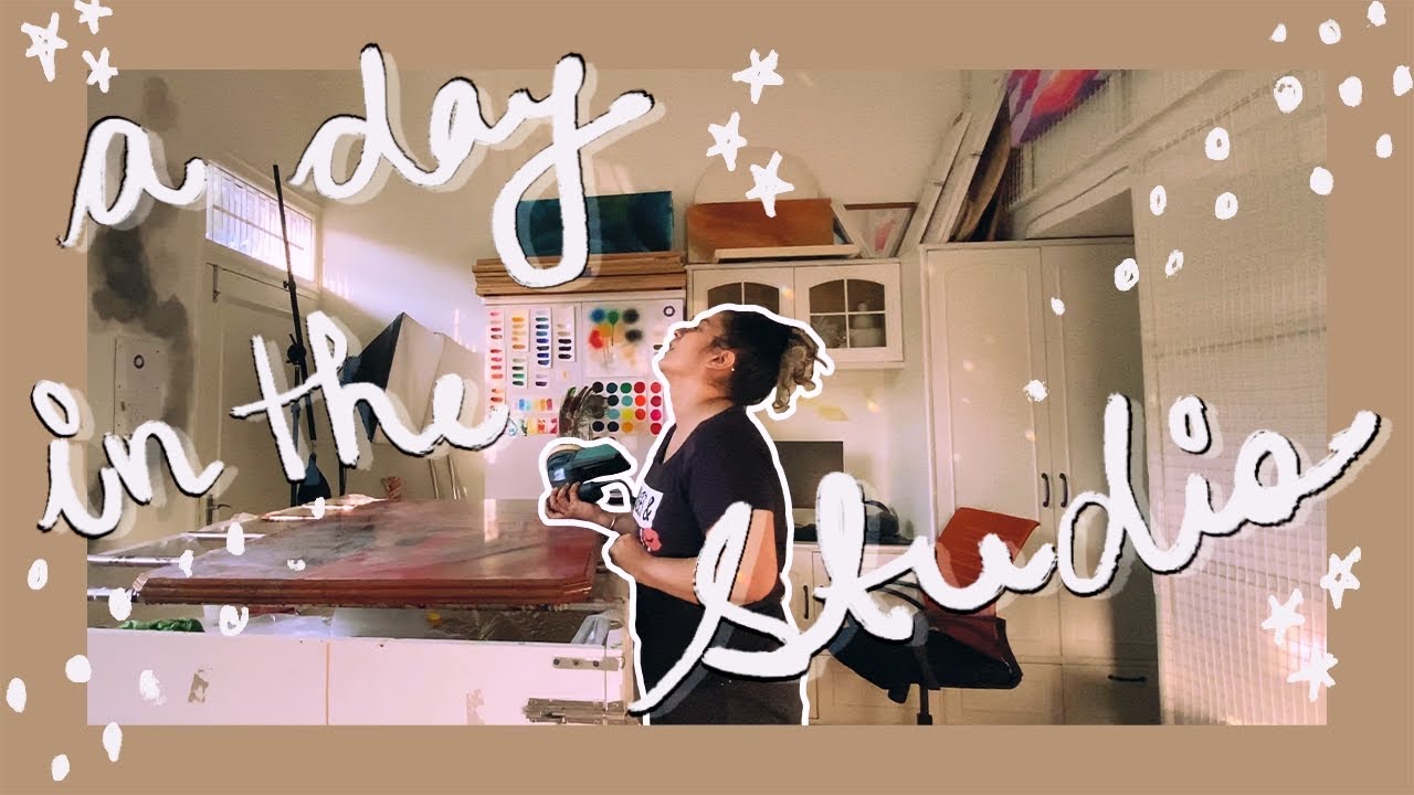 A day in my ART STUDIO with me | ART VLOG - YouTube