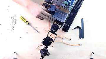 TH robot car with Raspberry pi 3b+