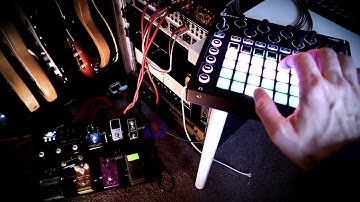 Novation Circuit, HX Stomp and my pedalboard : Getting carried away