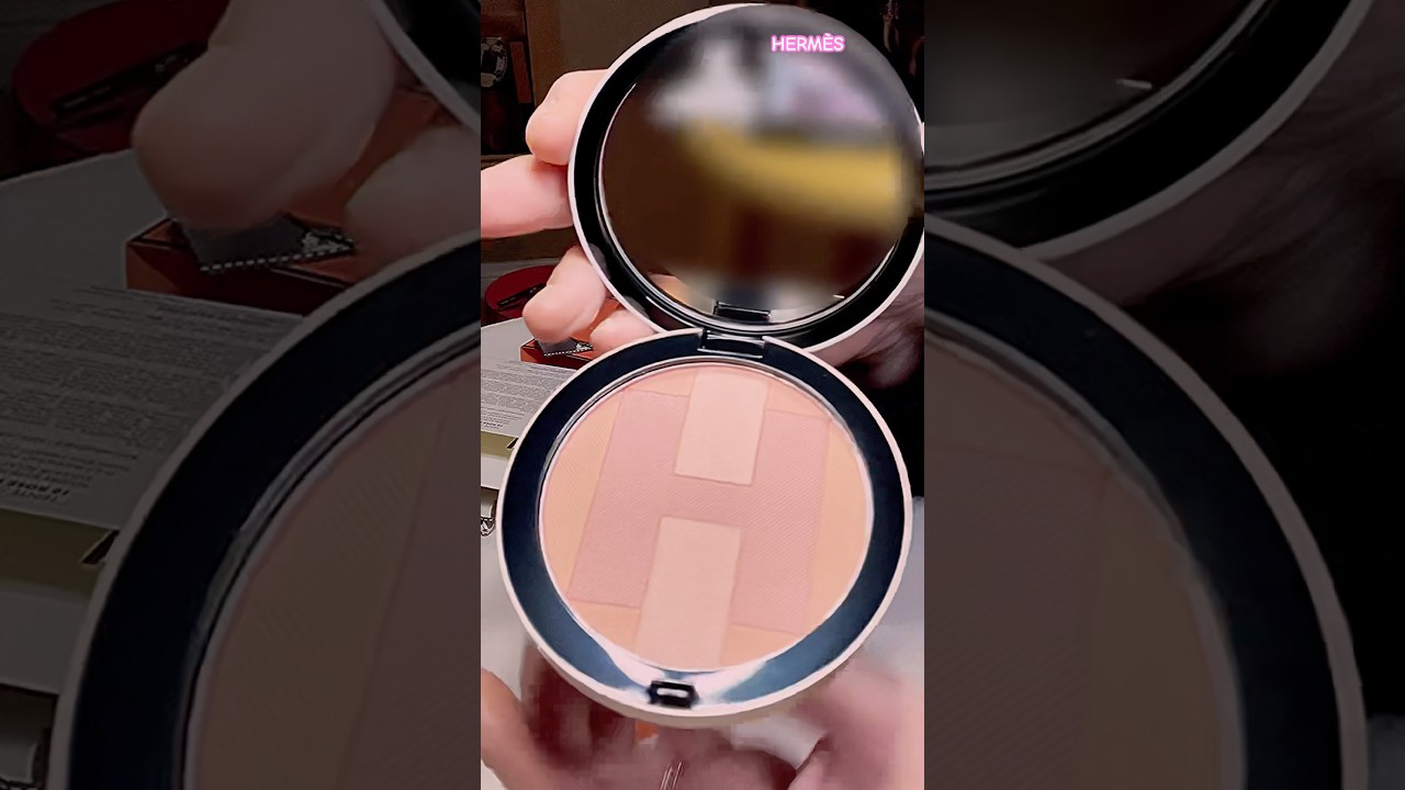 Ti’s the hottest makeup color from HERMES right now! It’s Plein Air H trio in Rose Hale 