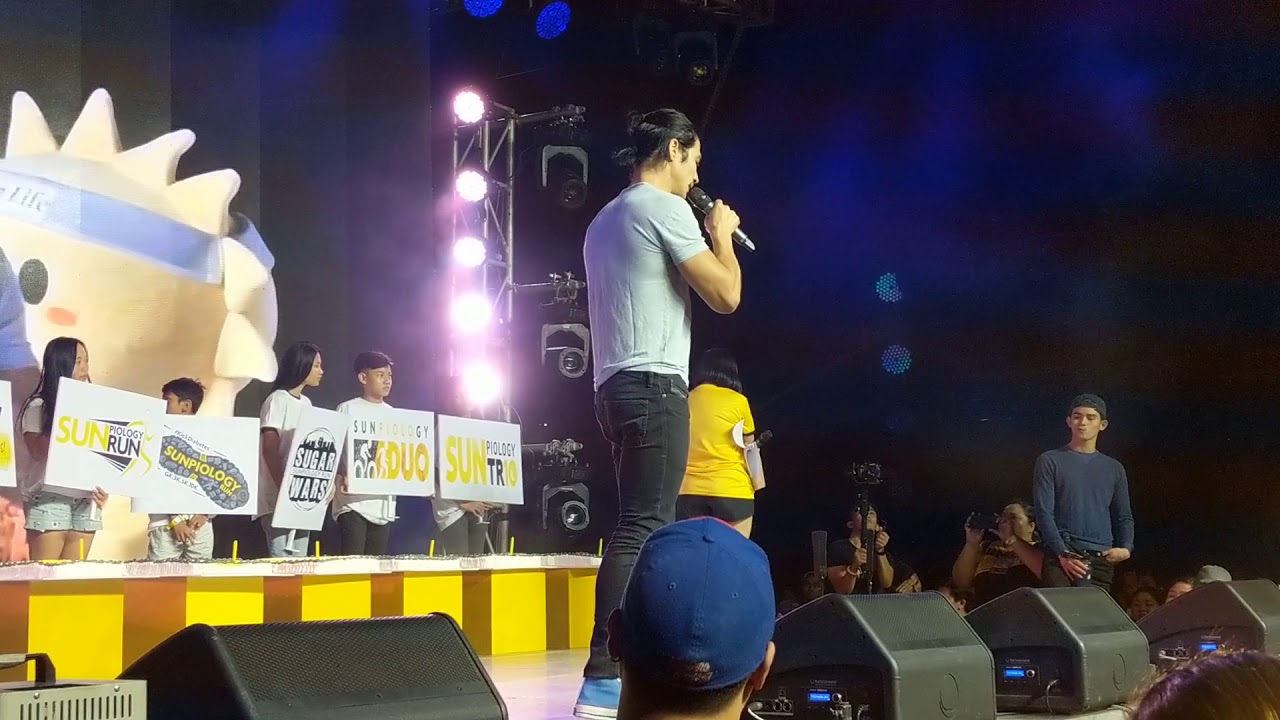 Piolo Pascual in tears as he celebrates tenth year of Sunpiology with his Scholars