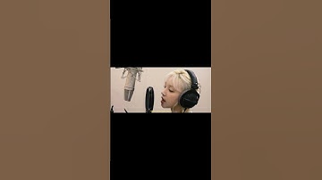 Thumbnail of (G)I-DLE YUQI covering 'What It Sounds Like' (K-POP DEMON HUNTERS OST)