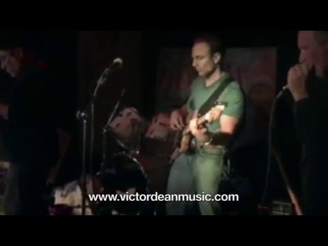 victor-dean-|-bass-guitar
