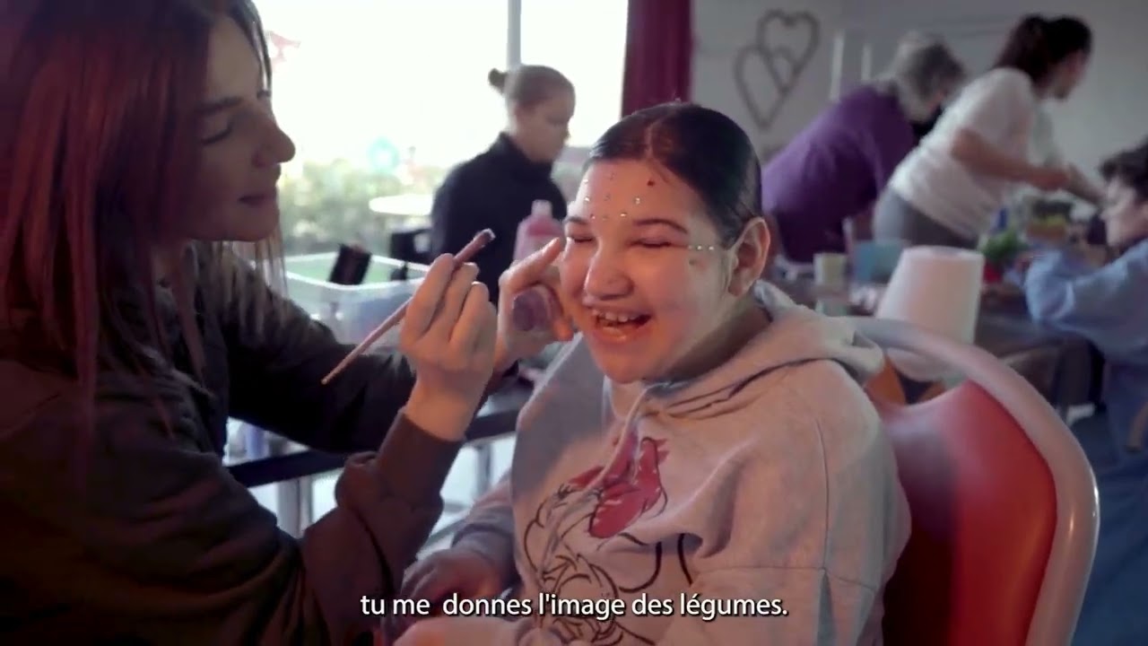 Accompagnant éducatif et social (AES) : le témoignage de Marjorie