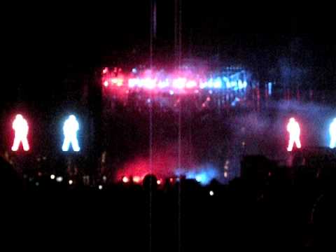 "Swoon" The Chemical Brothers @ Coachella 2011!