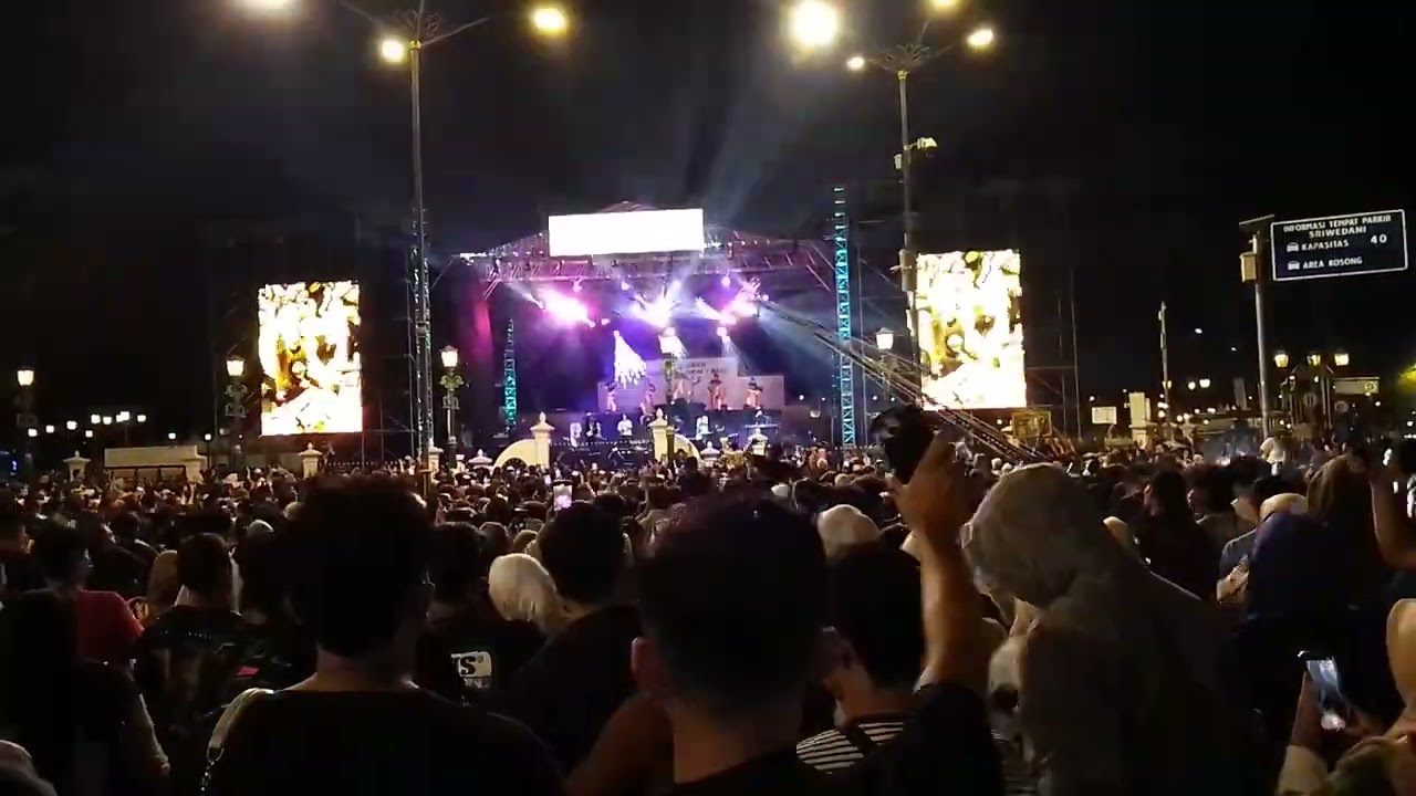 koyo jogja istimewa konser ndarboy titik nol kilometer jogja 7 desember 2025 #jogja #malioboro 