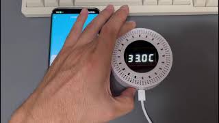 The Tuya CO2 sensor monitors real-time CO2 concentration, temperature, and humidity in the air.
