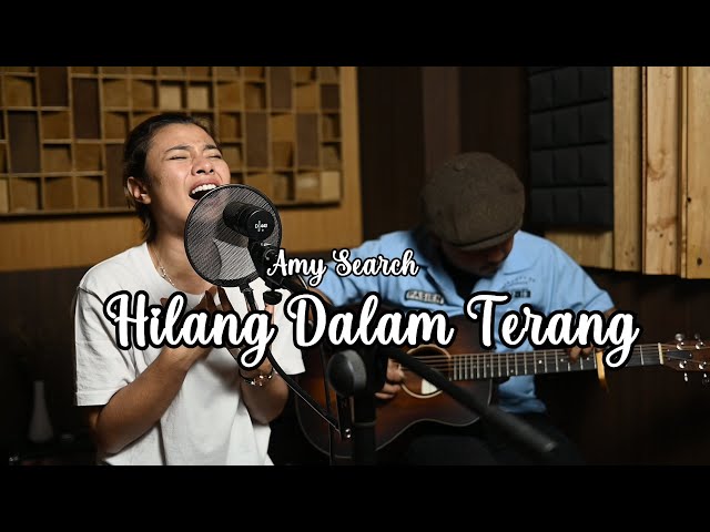 HILANG DALAM TERANG (AMY SEARCH) - DELISA HERLINA FEAT IRAWAN LIVE AKUSTIK COVER class=