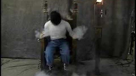 ANIMATRONIC Shake n Bake Electric Chair Prop for HALLOWEEN Haunted Attractions