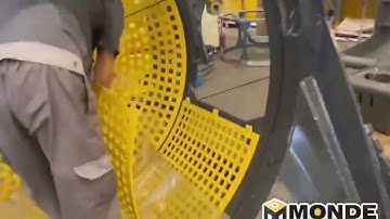 Monde excavator attachments rotary screening bucket