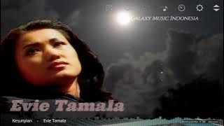 Kesunyian     -     Evie Tamala