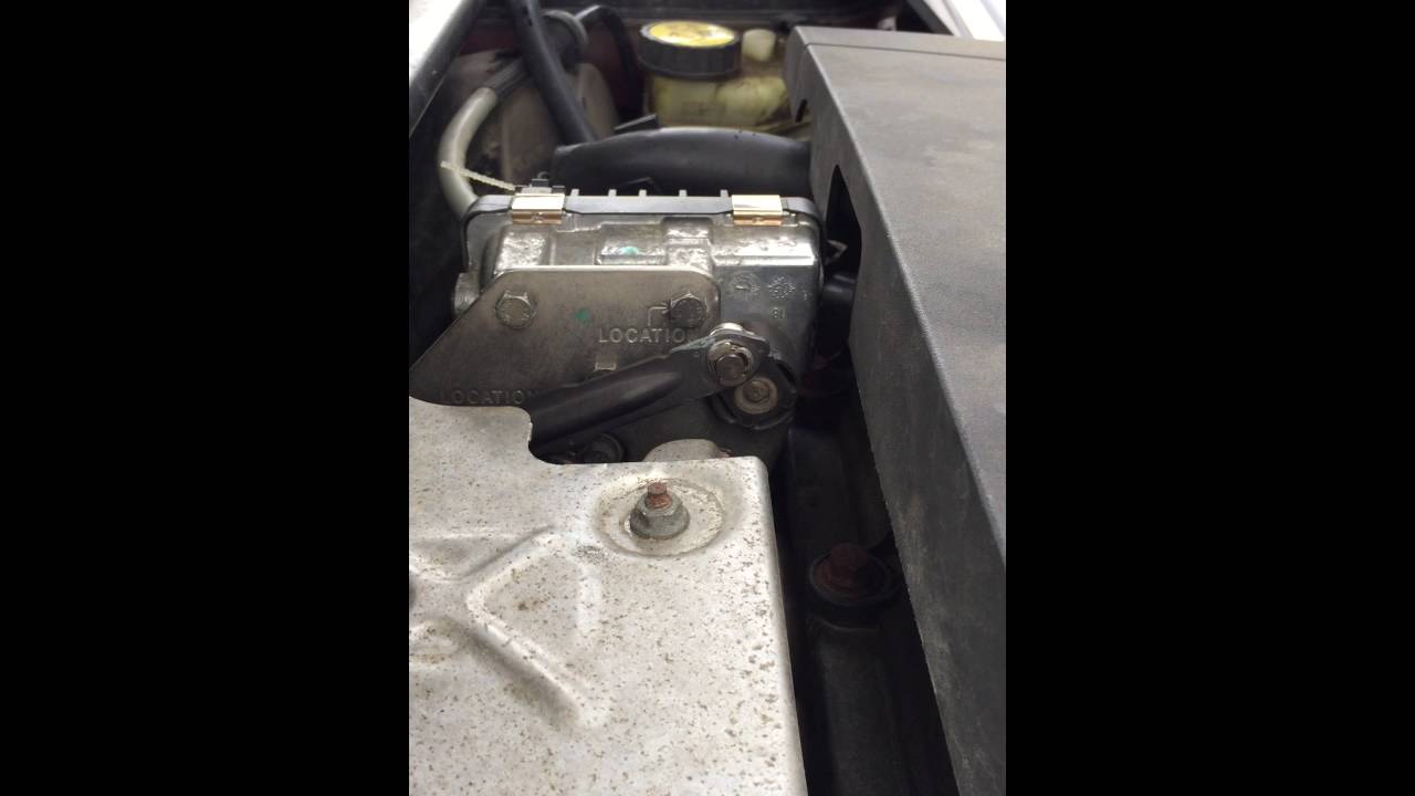 1 X 2 way EGR Actuator 2006 Jaguar X type Connector plug LX100 1 X 2 way EGR Actuator 2006 Jaguar X type Connector plug LX100