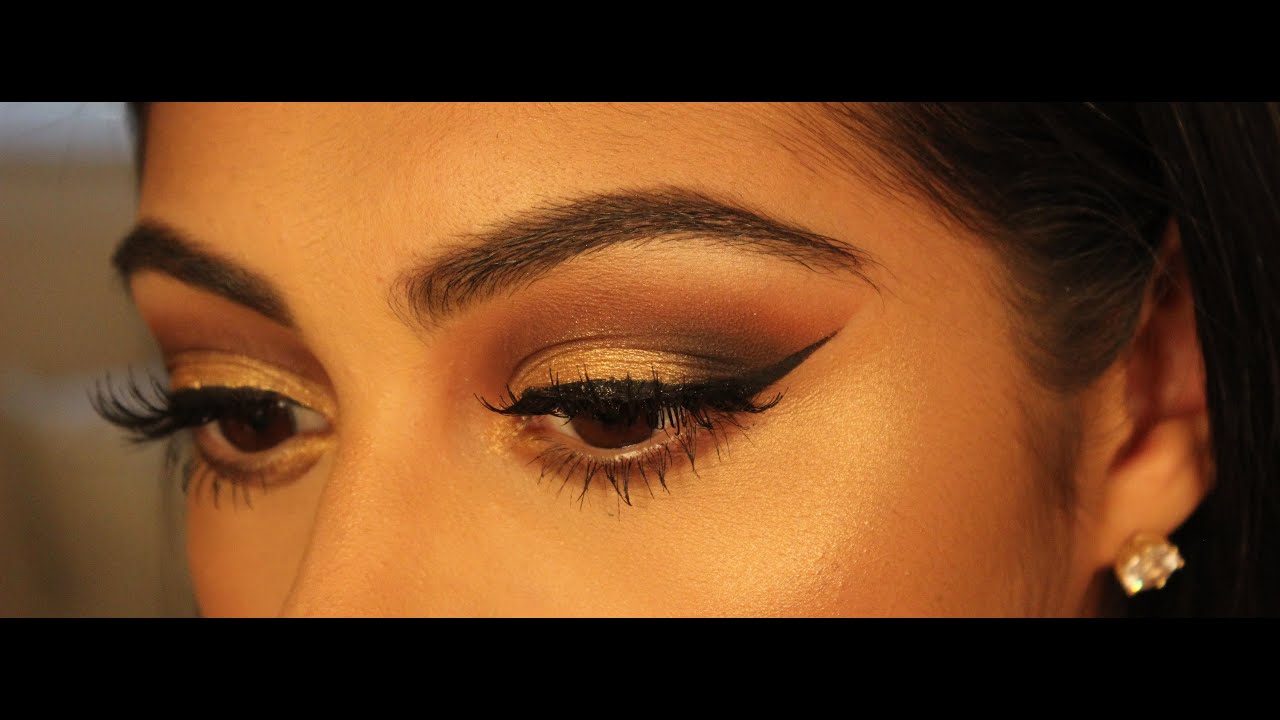 GOLD SMOKEY EYE TUTORIAL - YouTube
