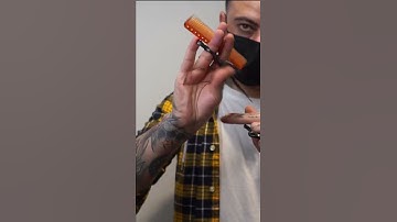HOW TO HOLD SCISSORS CORRECTLY ( BARBER TUTORIAL)