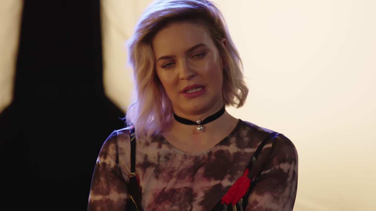 Anne-Marie - Alarm | BRITs 2017 Critics’ Choice