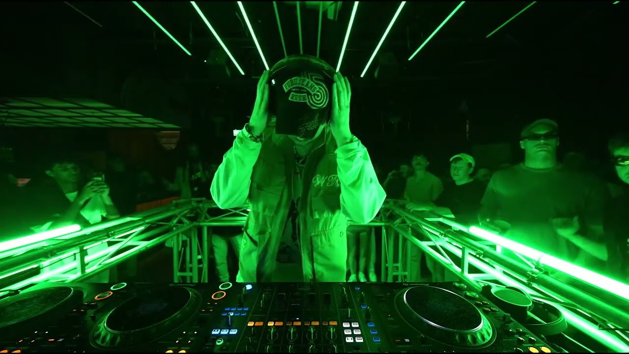 Possible People | Sydney at Keep Hush  Live x Extra Spicy x Hardwire