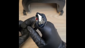 custom in ear monitor lackieren #diy #custominears #custominearmonitors #passion #handcrafted
