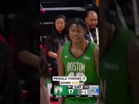 Nick Pringle elevates for the impressive, emphatic tip slam