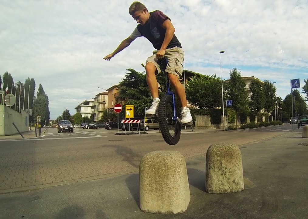 Monociclo freestyle Unicycle YouTube
