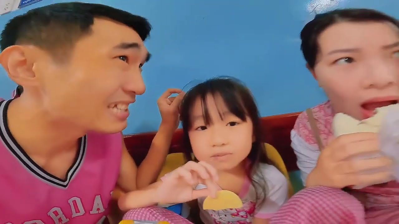 Bà của Chippy bị.... Mẹ Bé Chippy