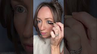 Office Siren Makeup Tutorial | Full-Face Beauty Tutorials | Bobbi Brown Cosmetics