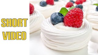 (Short Video) Mini Meringue Pavlova Dessert