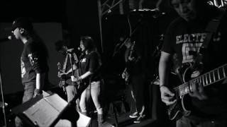 Dua Insan Bercinta  cover by ELECTRIC 5