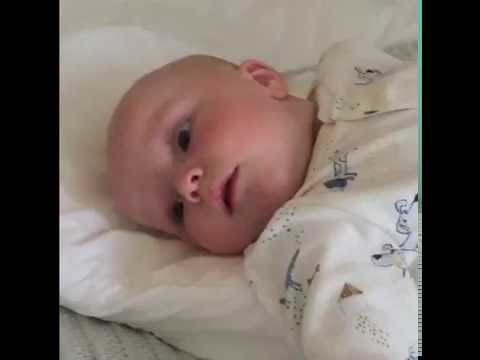 Wideo: SleepCurve Moses Basket Mattress Review