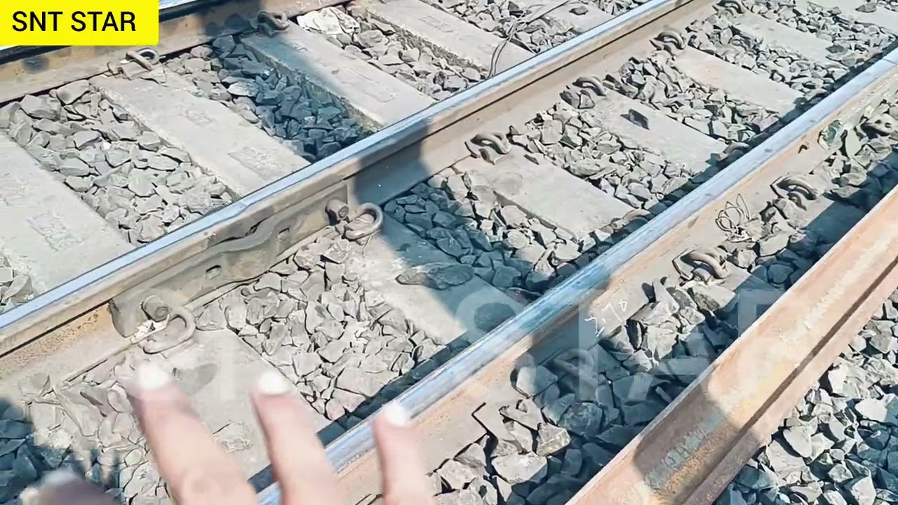 🔥🔥 IS STRUCTURE BOND important for SIGNALLING GEAR in Railway ? | TRACTION BOND | Indian railway 🔥🔥