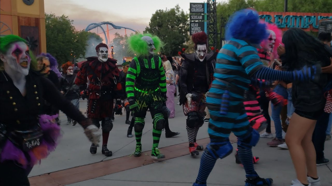 Six Flags Magic Mountain Fright Fest 2021 Opening night, Opening ...