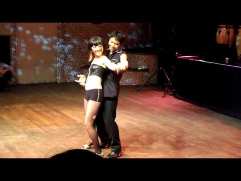 En La Pasion Bachata Competition 2010 - Eugene & E...