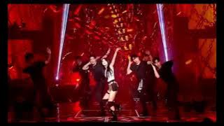 Solar (Mamamoo) sings 'LaLaLaLaLa' from Fire (BTS)