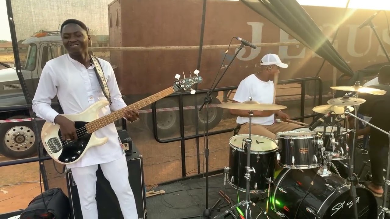 Final Sound Check with the Band, Happy Weekend Fams..Enjoy #Gospel #music #drums #drummer #musician