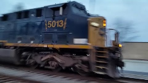 [CSX]5013 GE AC60CW & ES40DC Lead Q141-24 With Killer Horntap Action Through Fay NC @ Track Speed